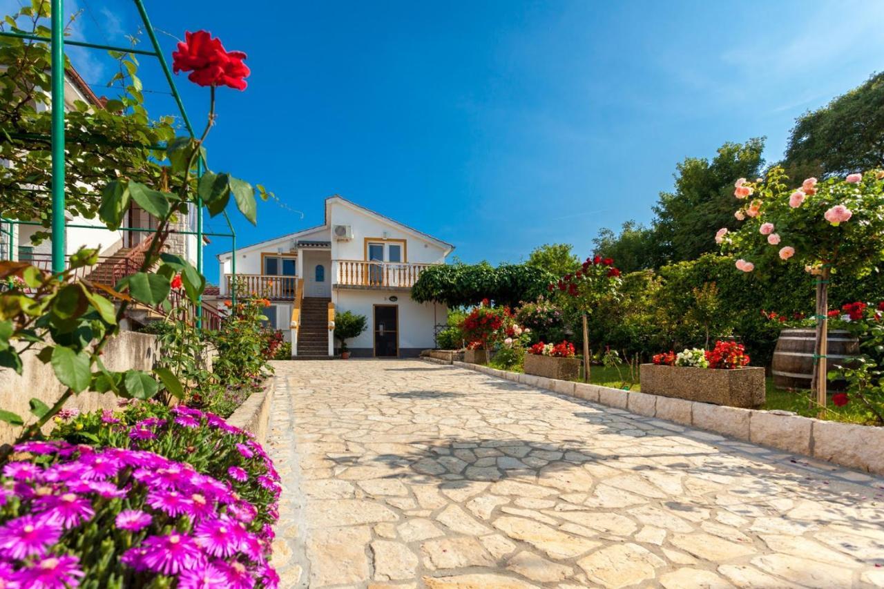 Luni Sa Bazenom - Malinska, Sveti Anton * Sveti Anton (Krk)