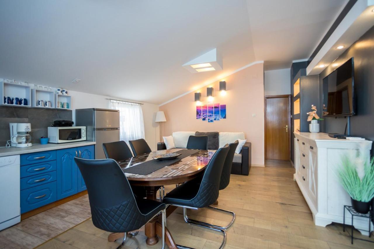 Luni Sa Bazenom - Malinska, Sveti Anton Apartment Sveti Anton (Krk)
